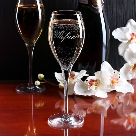 Champagnerglas mit Gravur Ihres Wunschnamens in feiner Schreibschrift