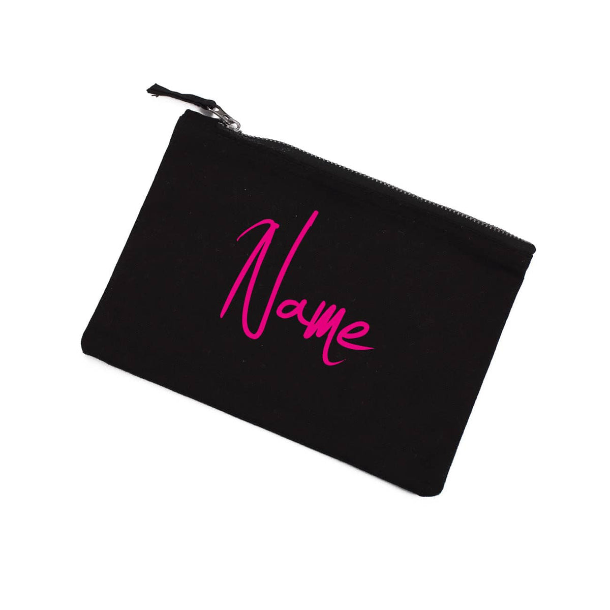 Ihr Name in pink auf einer schwarzen Tasche
