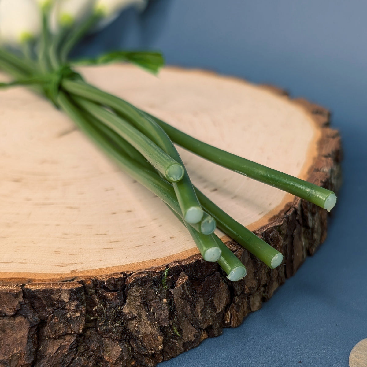 Nahaufnahme der Calla-Blüten mit realistischer Struktur und Farbe
