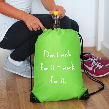 Ihr individueller Text auf einem Rucksack