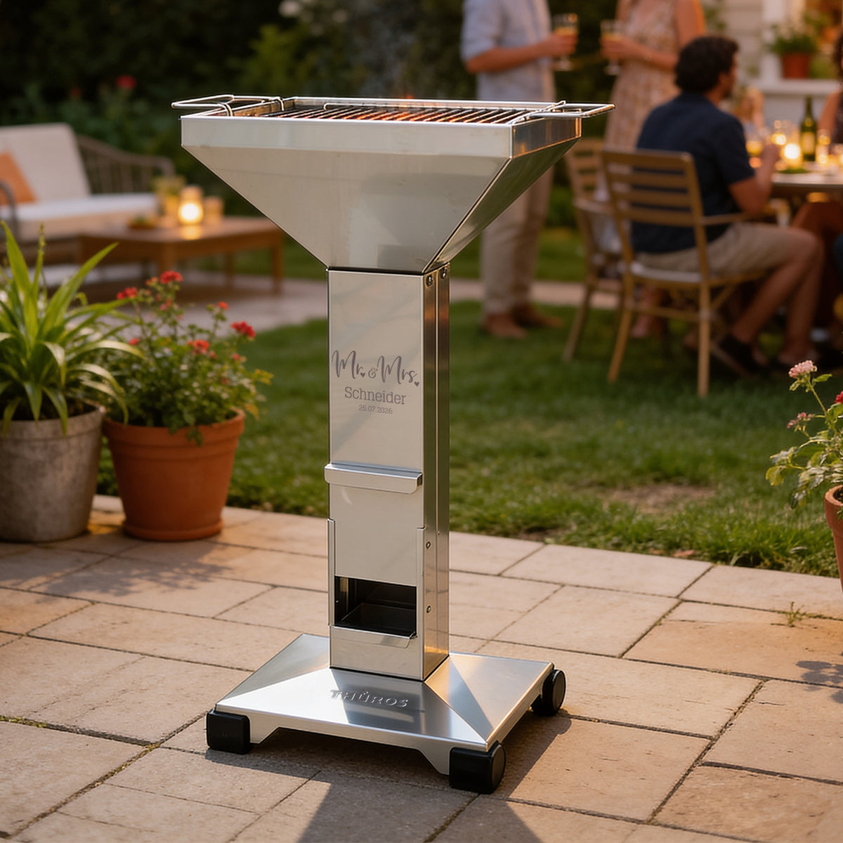 T2 Thüros Säulengrill mit Gravur zur Hochzeit