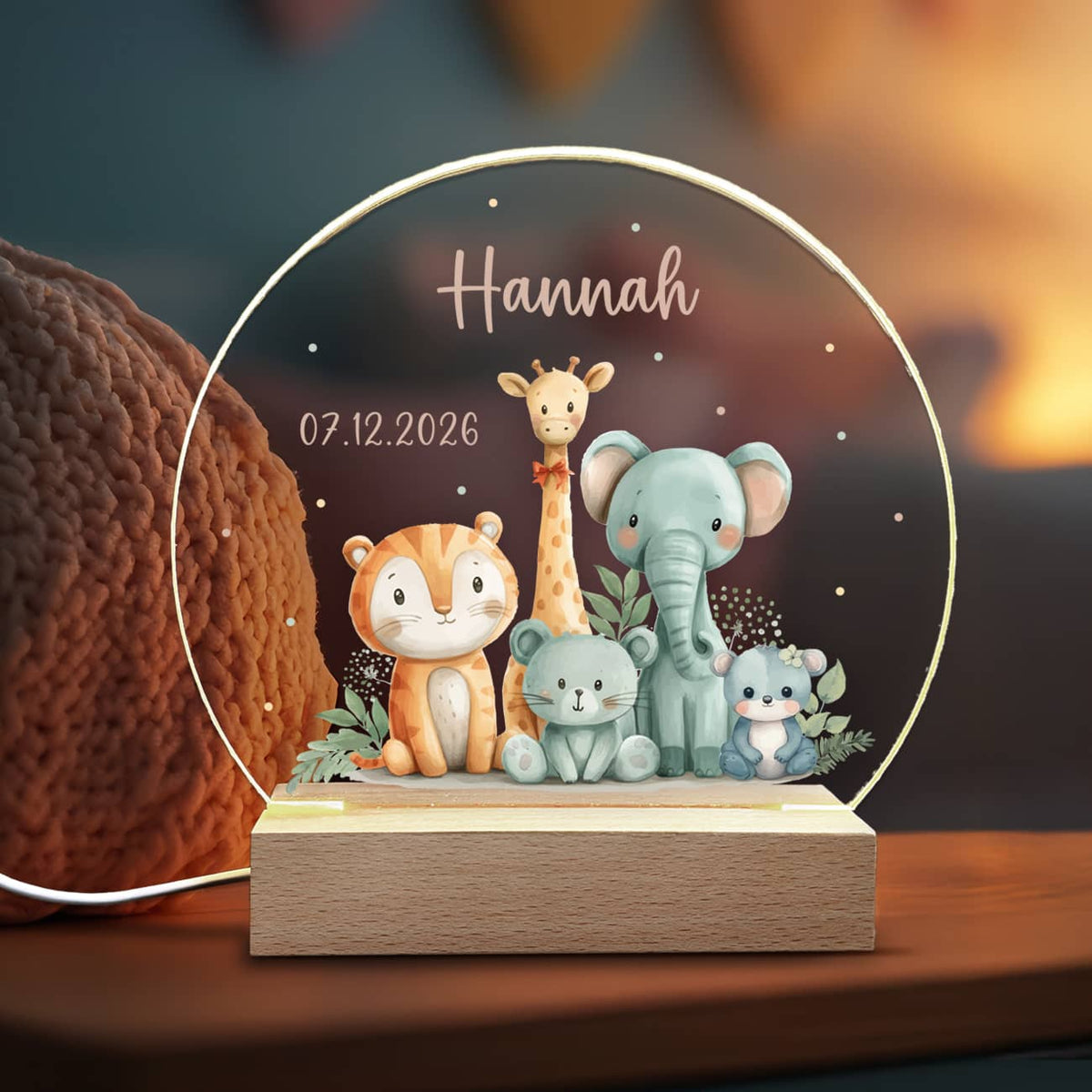 LED Lampe als Nachttischlampe mit Tiger, Elefant, Giraffe, Name und Datum