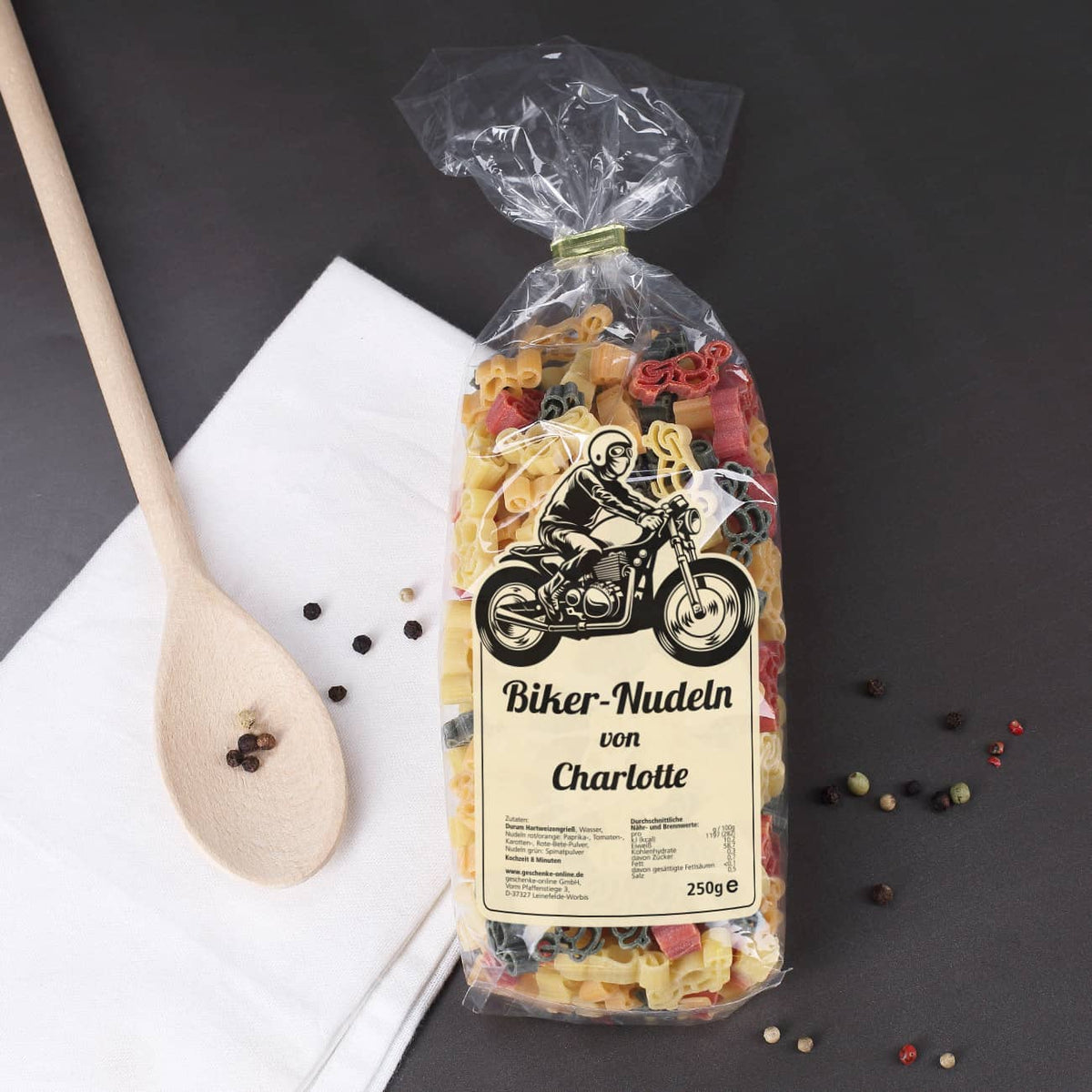 Nudeln in Motorradform und Wunschname