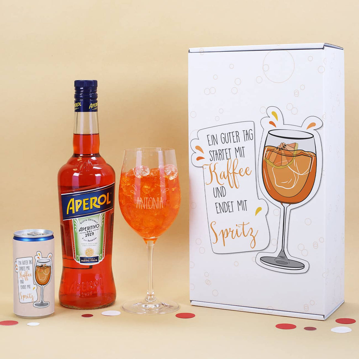 Geschenkset mit Aperol einer Seccodose und einem graviertem Weinglas
