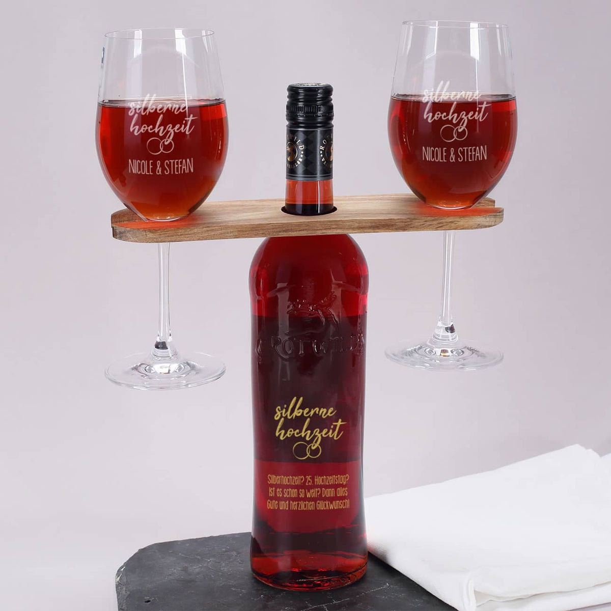 Silberne Hochzeit - Wein-Geschenkset mit Wunschtext und Namen graviert