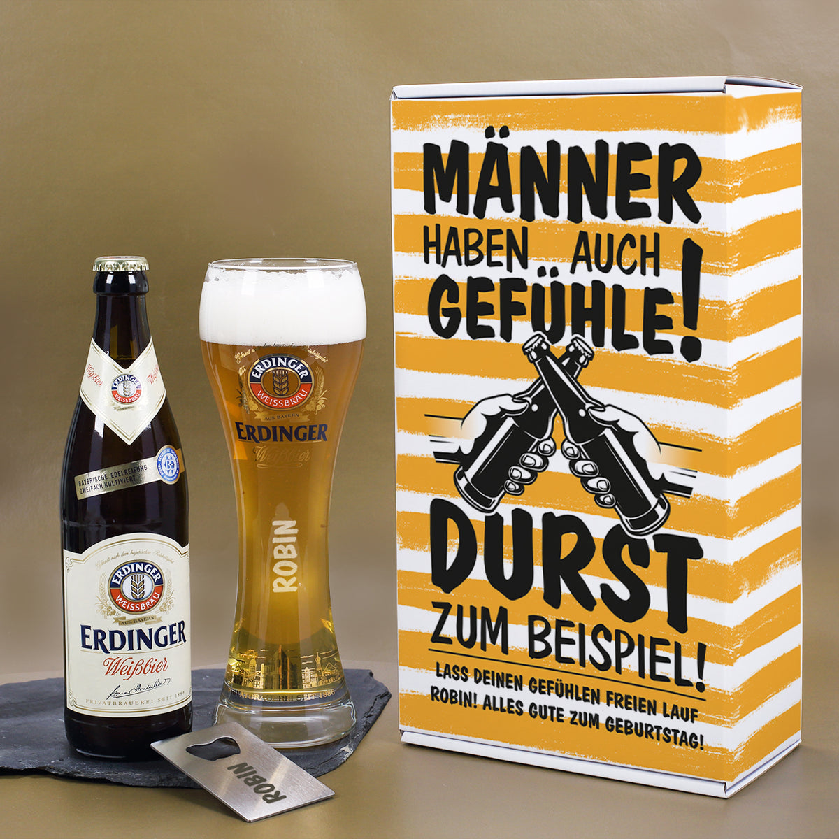 Erdinger Weißbier und Weizenglas und Flaschenöffner mit Namensgravur. Motiv: Männer haben auch Gefühle.