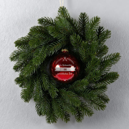 Türkranz & Wandschmuck mit personalisierter Christbaumkugel in Rot oder Weiß | Weihnachtsdeko