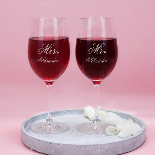 Mr. und Mrs. Weingläser im Set zur Hochzeit