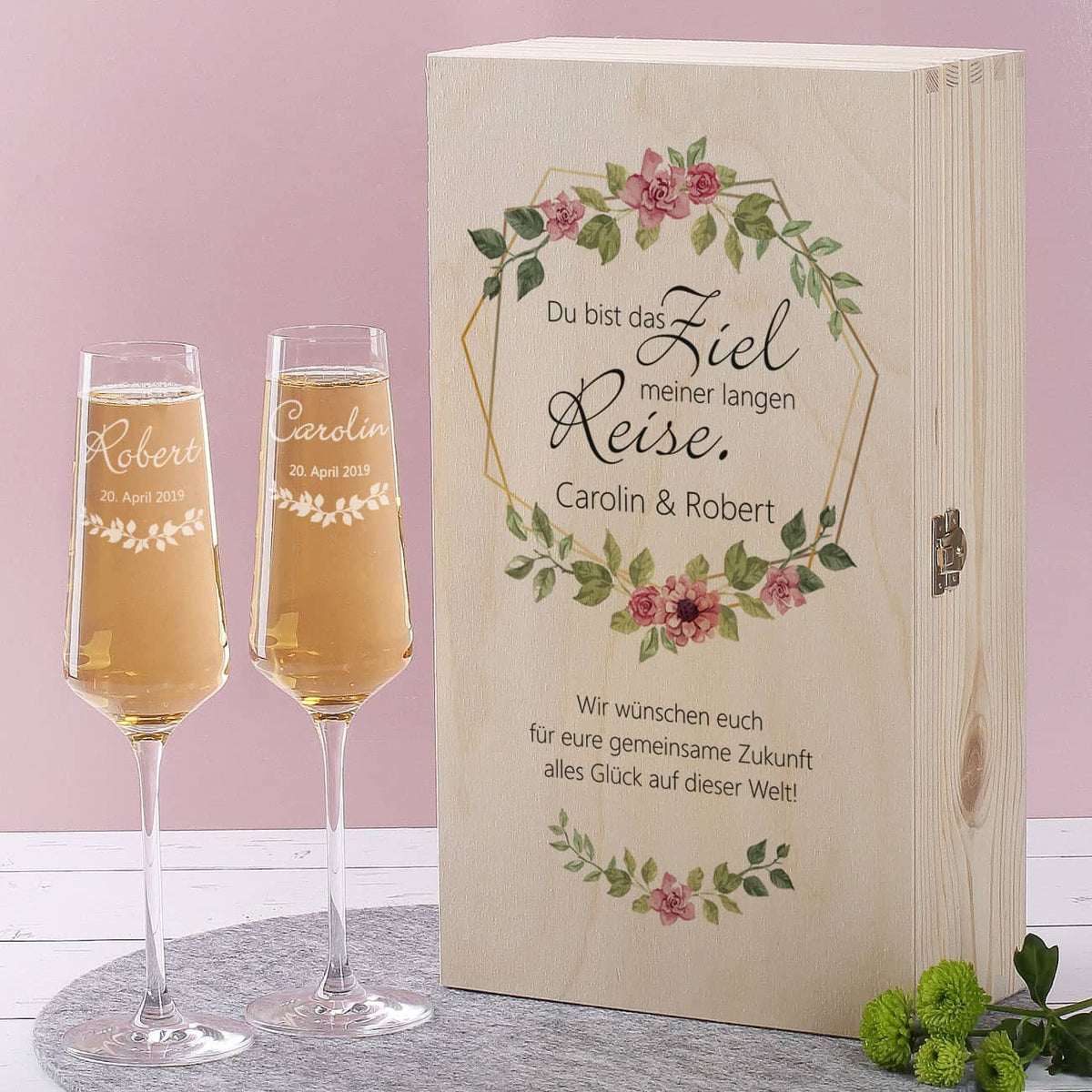 persönliches Sektglas-Set mit bedruckter Holzbox 
