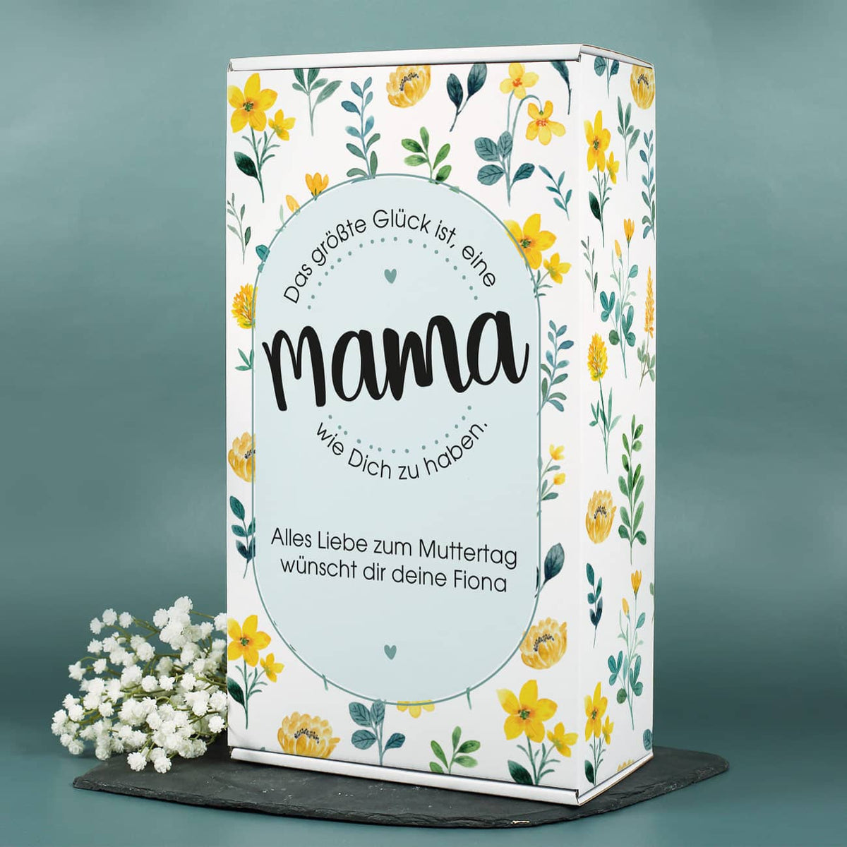 Persönliche Präsentbox - Das größte Glück ist, eine Mama wie Dich zu haben. - mit Ihrem Wunschtext und gelben Blüten bedruckt
