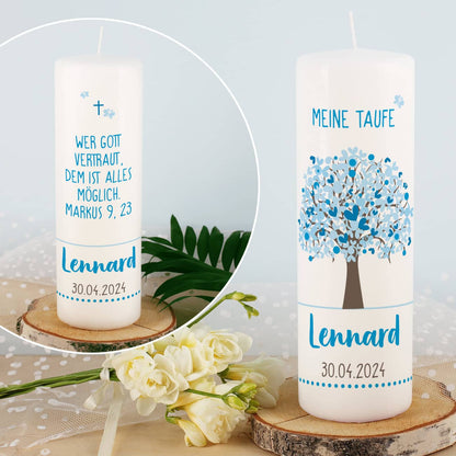 Tolle Taufkerze mit blauen Lebensbaum und Ihren Wunschangaben gestaltet