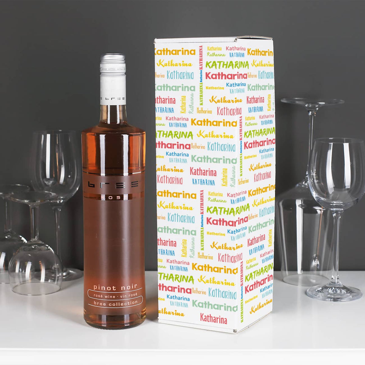 Weinset mit Name und Roséwein