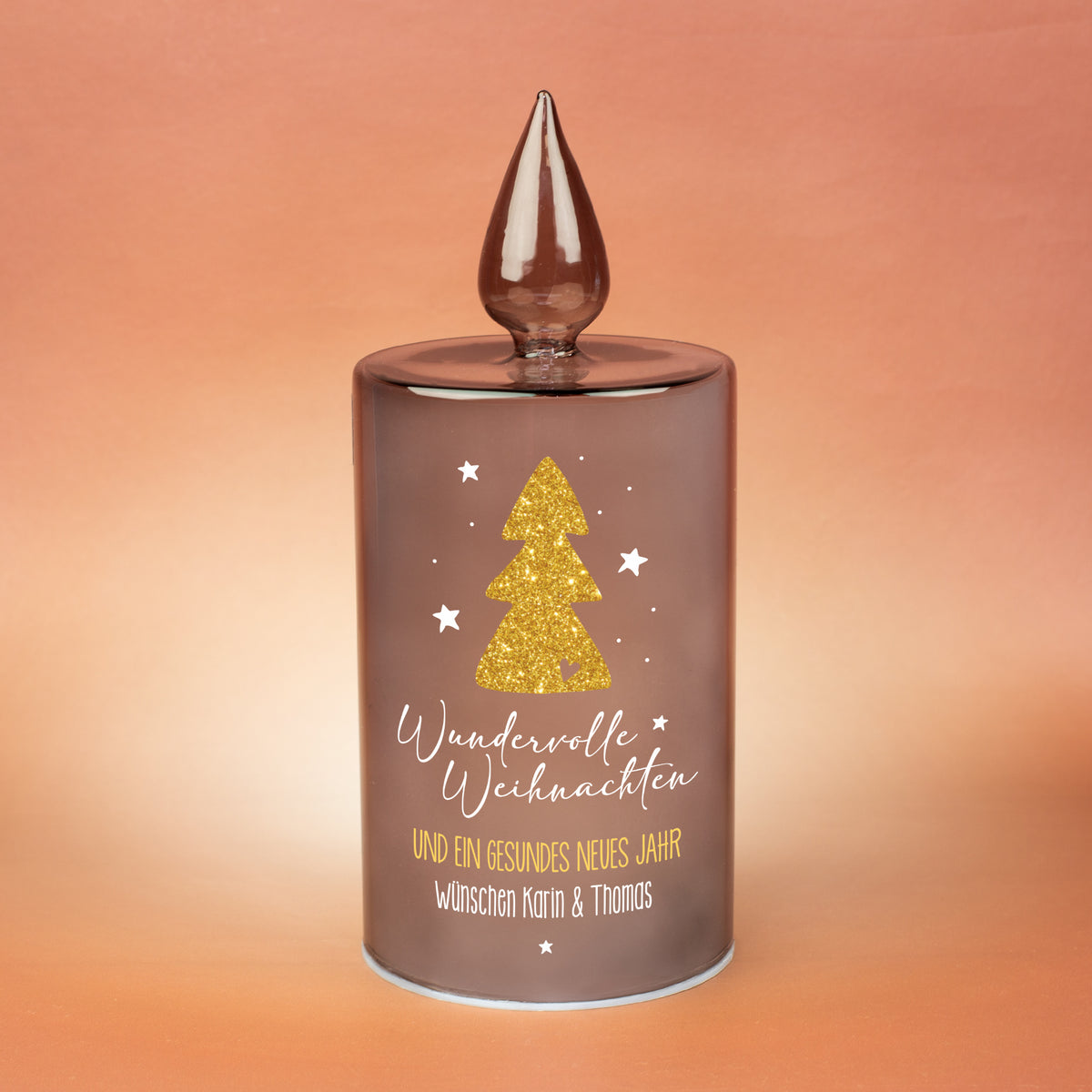 Graues Glaslicht von Leonardo mit warmem LED-Schein, goldenem Weihnachtsbaum und Weihnachtsaufschrift, personalisiert mit Wunschtext.