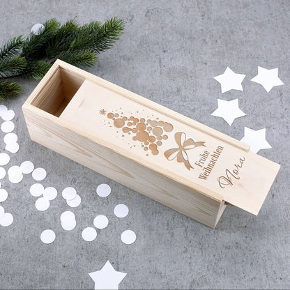 Weinverpackung - Frohe Weihnachten - mit Christbaum, Schleife und Ihrem Wunschnamen graviert