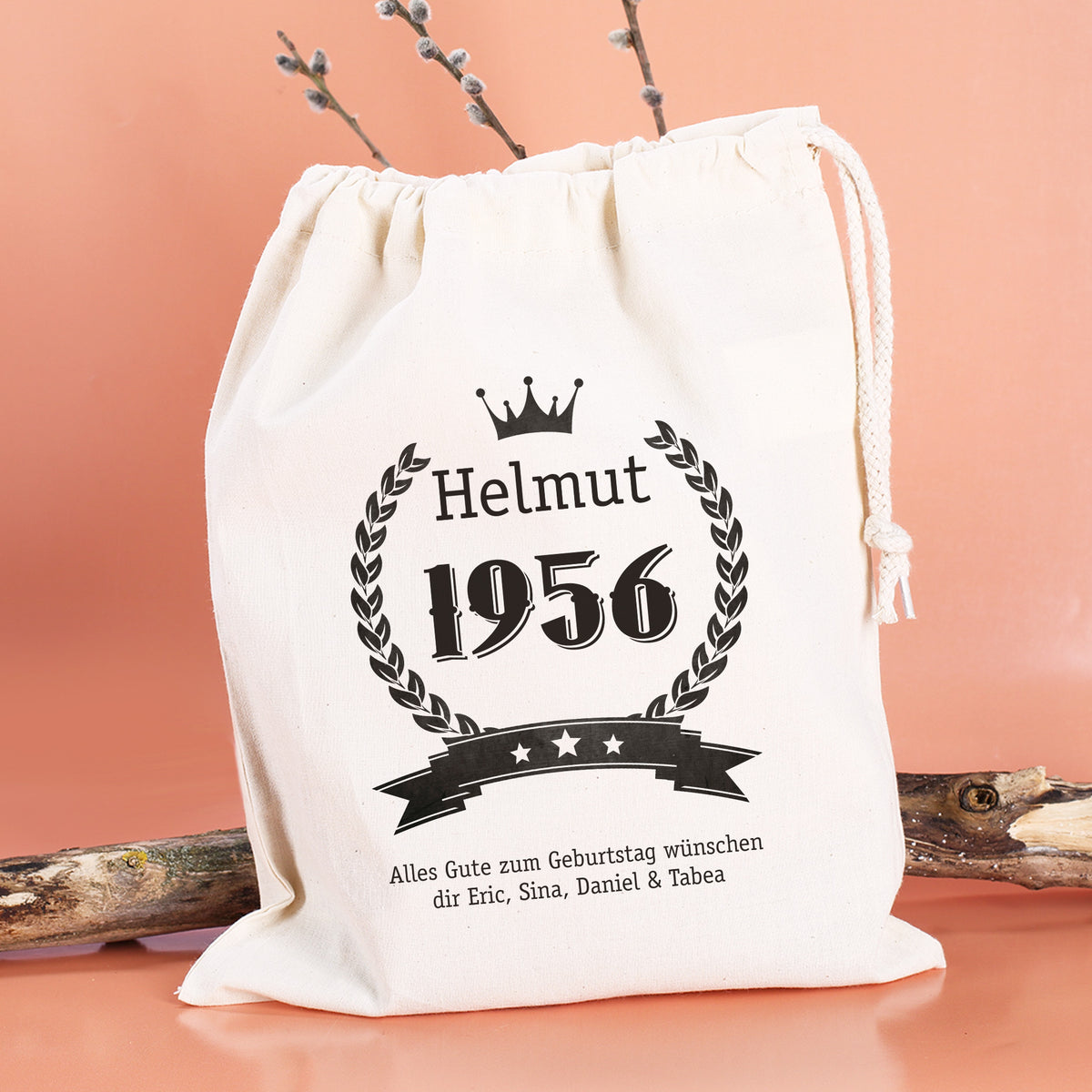 Personalisierter Stoffbeutel Größe M mit Name Helmut und Jahr 1956 als Geburtstagsgeschenk