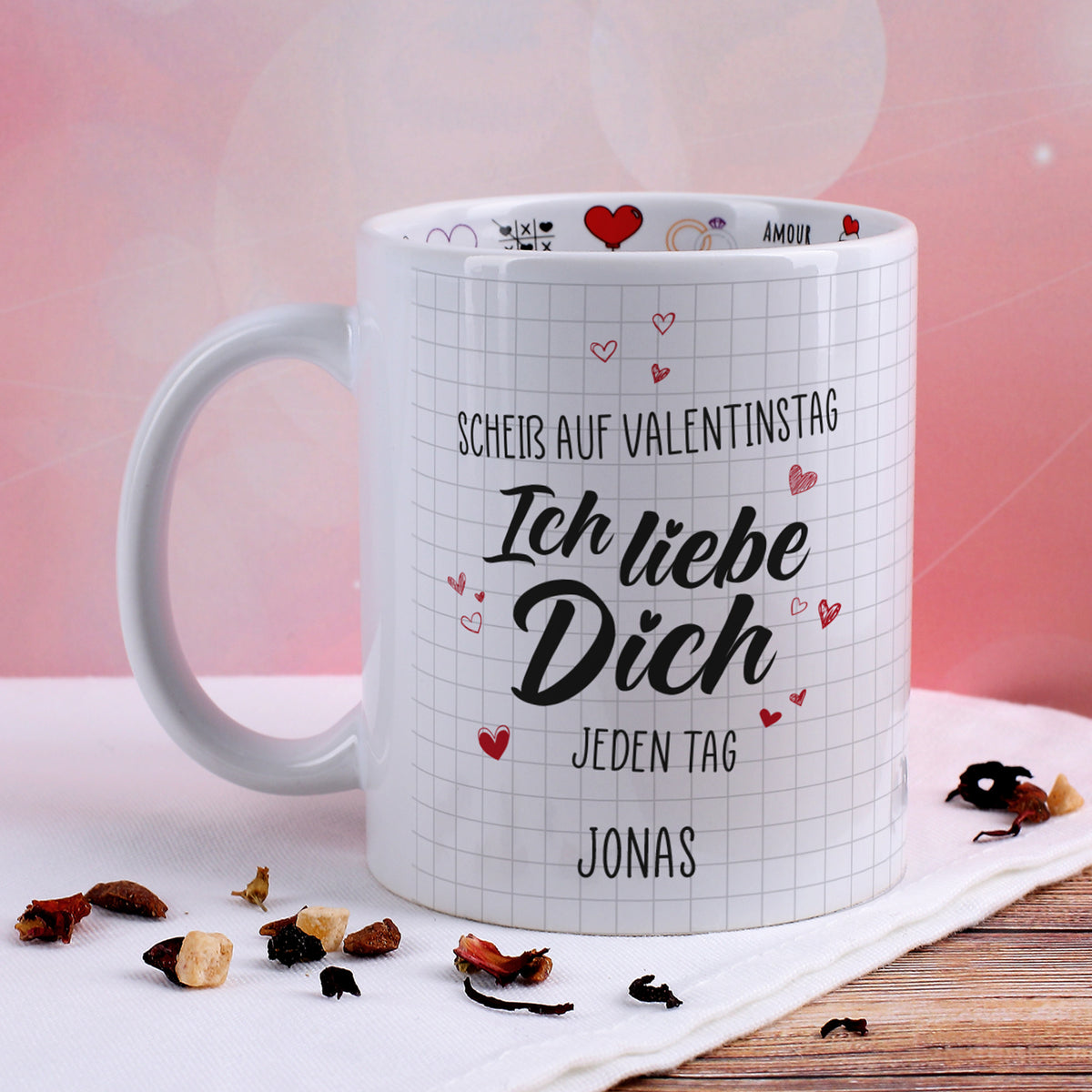 Personalisierbare Liebestasse „Ich liebe dich jeden Tag“ mit Wunschtext unter dem Motiv, romantische Tasse für Paare
