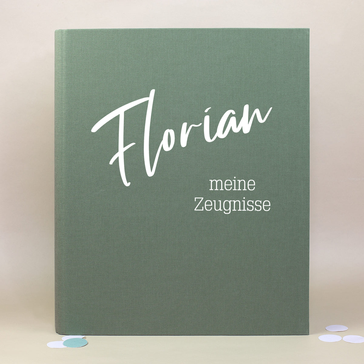 Grüne Dokumentenmappe aus Leinen mit Name und zwei Wunschtextzeilen personalisiert