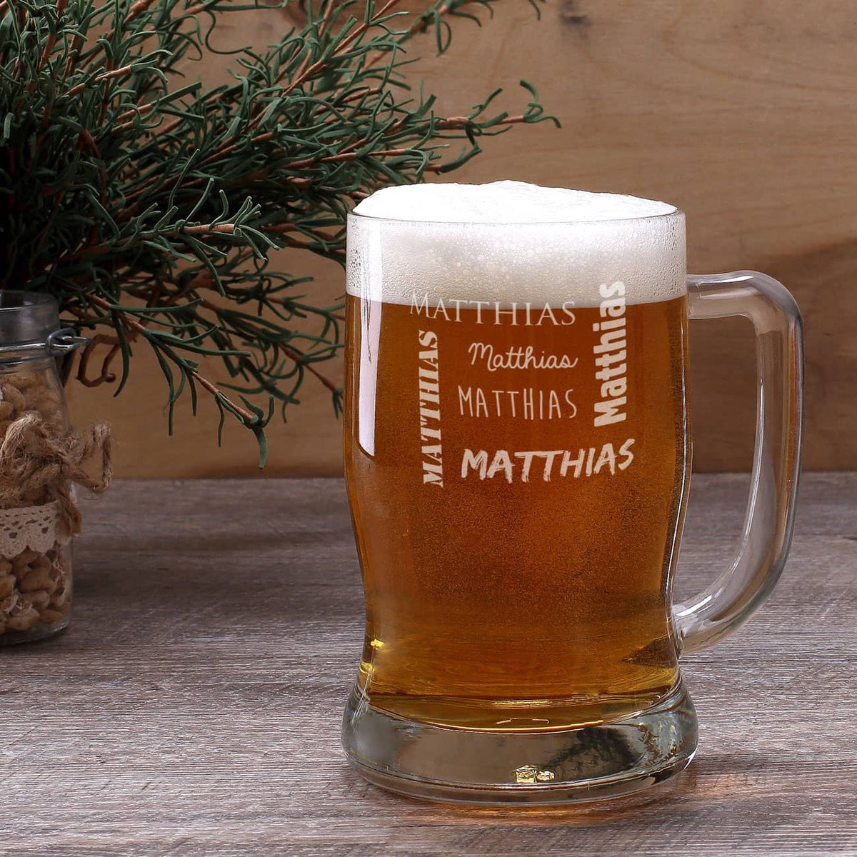 Bierseidel mit Name in verschiedenen Schriftarten