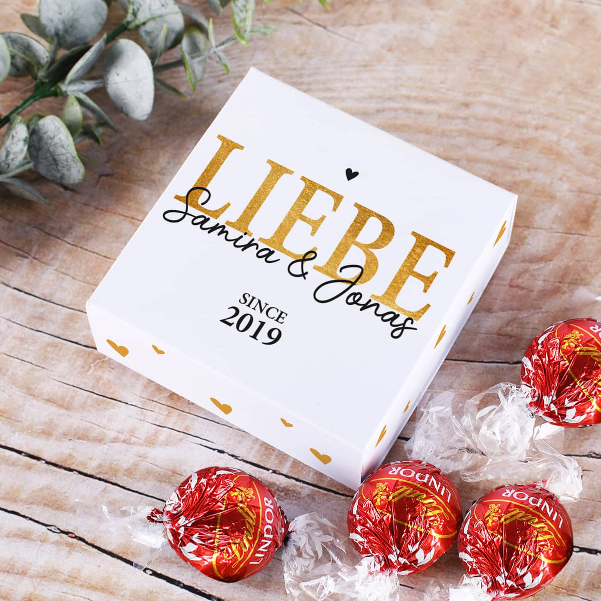 4 Lindorkugeln in persönlicher Verpackung zum Valentinstag