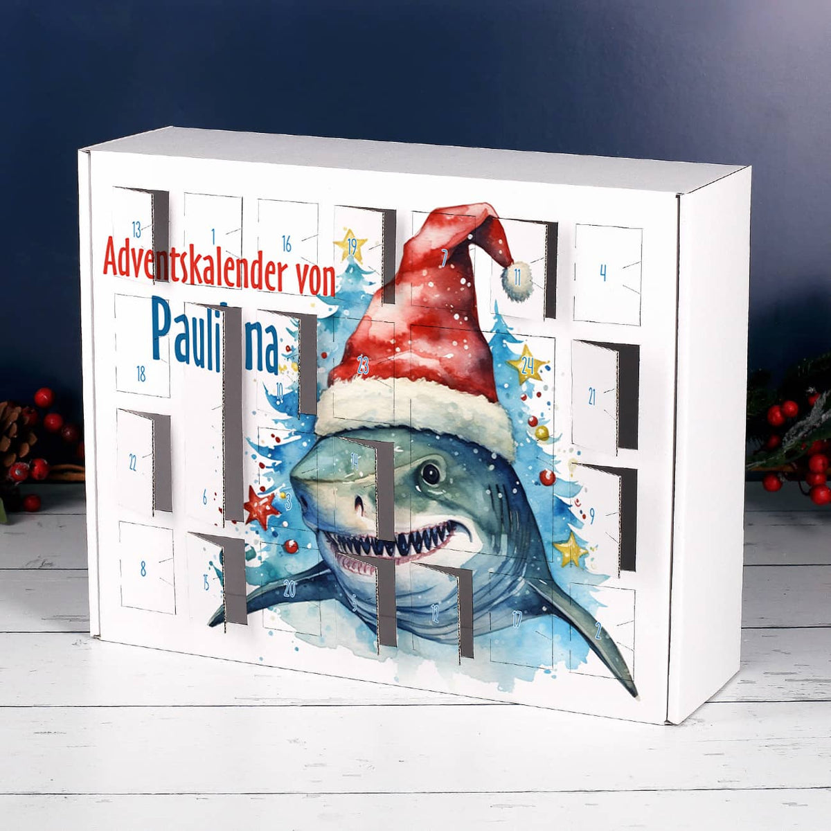 Mit Name personalisierter Adventskalender mit perforierten Türchen