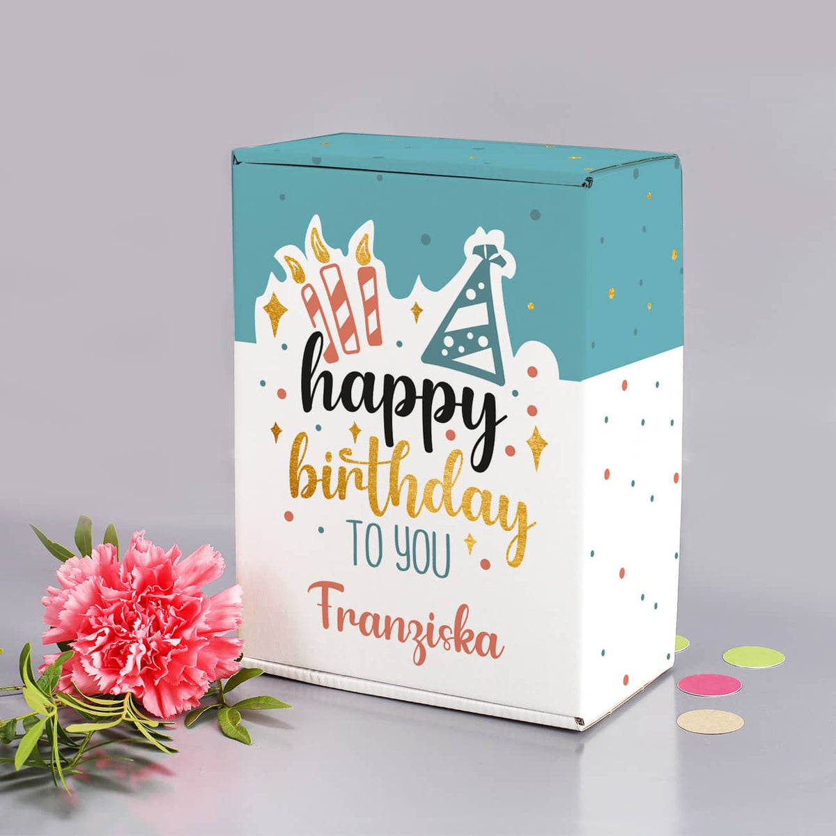 Moderne Geschenkverpackung für kleine Präsente zum Geburtstag