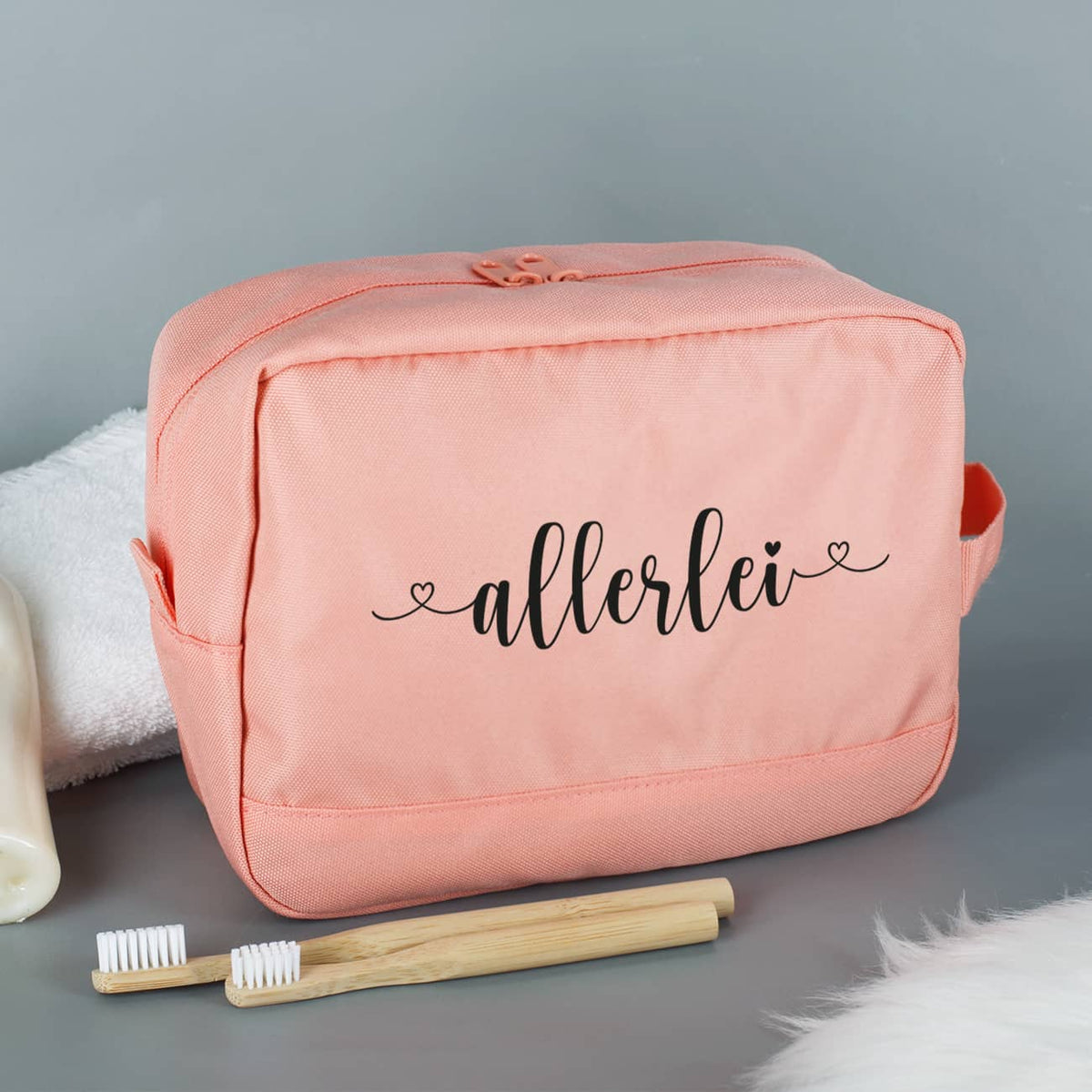 Waschtasche mit Text nach Wahl personalisiert