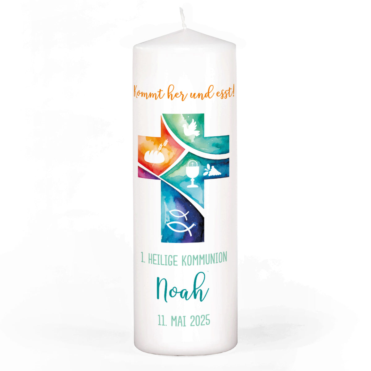 Weiße Kommunionkerze mit Kreuz, christlichen Symbolen & Wunschtext – Noah
Große, personalisierte Kerze mit buntem Aquarell-Kreuz, verziert mit christlichen Zeichen wie Taube, Brot, Kelch, Wein und Fischen. Über dem Kreuz steht „Kommt her und esst!“ in Orange. Der Name Noah ist in geschwungener Schrift mit türkisfarbener Akzentuierung geschrieben, darunter das Datum „11. Mai 2025“. Die Kerze steht vor einem schlichten weißen Hintergrund.
