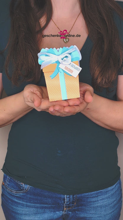 Kleine Geschenkschachtel mit 3 Lindorkugeln zum Geburtstag